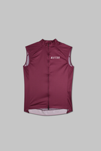 Load image into Gallery viewer, Burgundy Gillet
